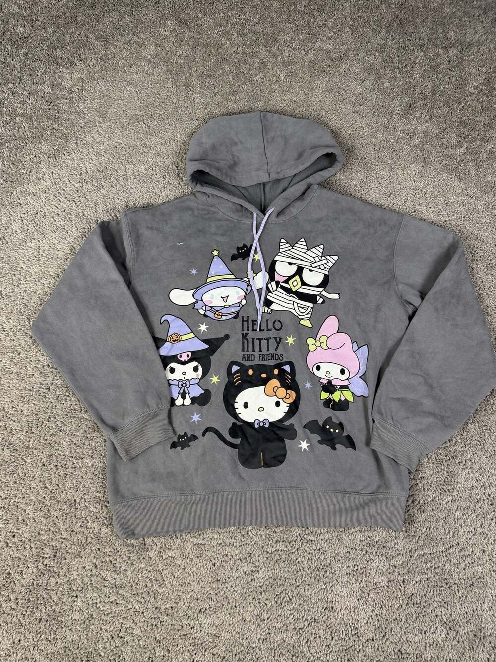 Sanrio Hoodie Womens L 12-14 Gray Hello Kitty Friends Halloween Graphic Fleece